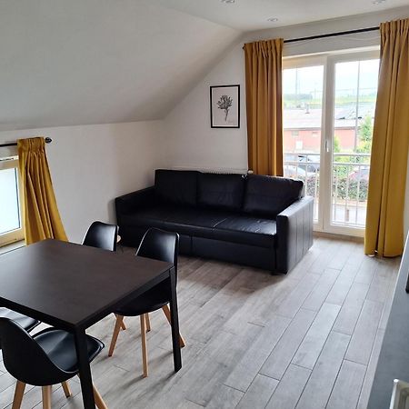 Les Gites Du Ravel Soignies 外观 照片