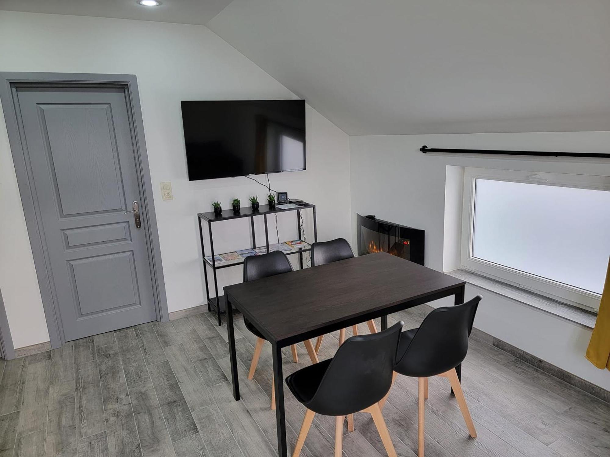 Les Gites Du Ravel Soignies 外观 照片